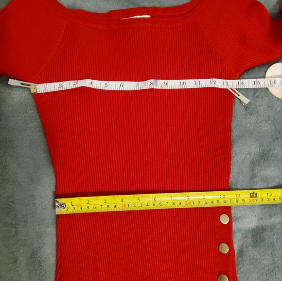 NWT! LOVE ALWAYS OFF SHOULDER LONG SLEEVE BUTTON ACCENT ASYMMETRICAL SZ XL - Picture 4 of 9